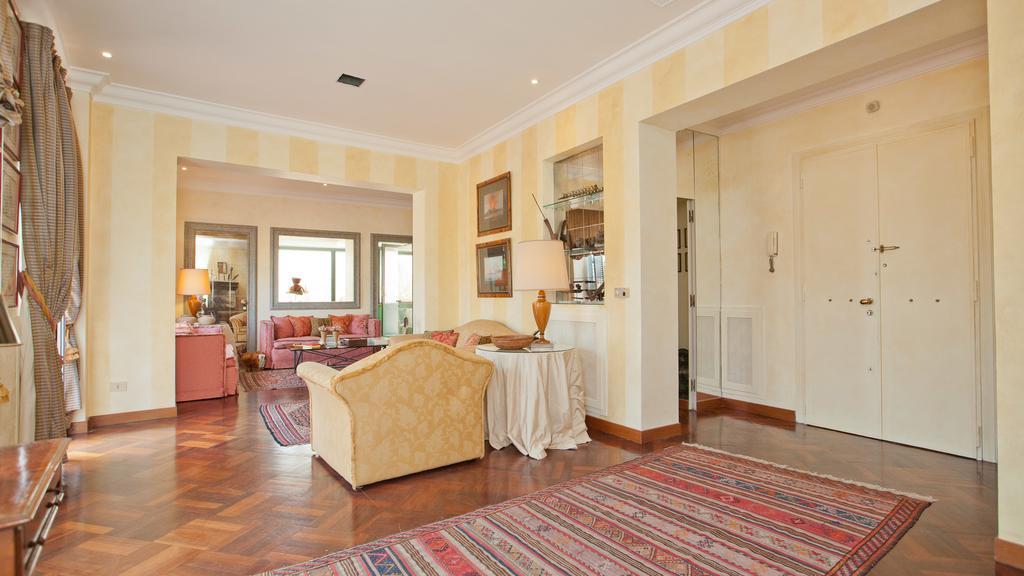 Rental In Rome - Fontana Di Trevi Penthouse Exteriér fotografie